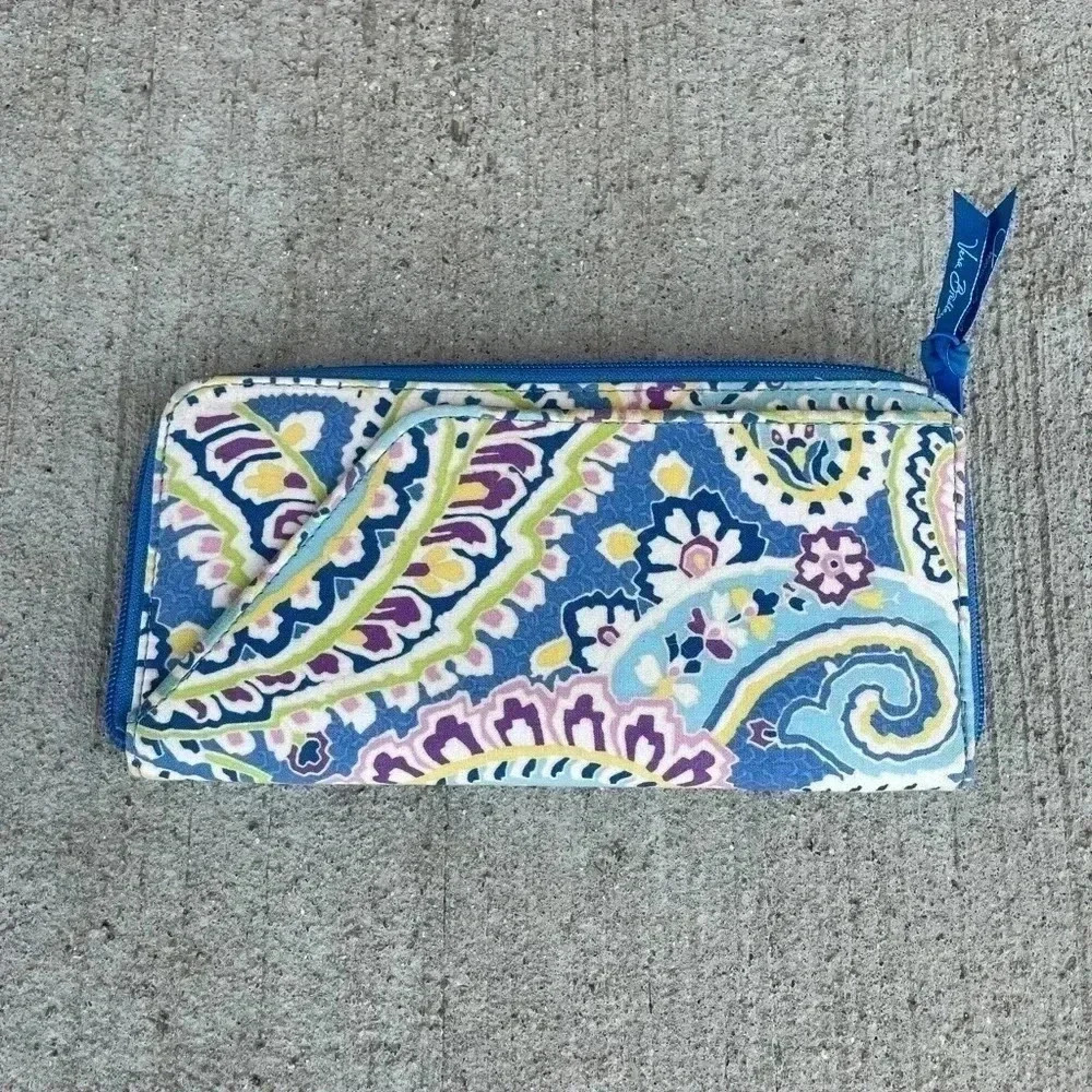 Vera Bradley Personal Travel Organizer Wallet Capri Blue Pattern - Picture 1 of 4